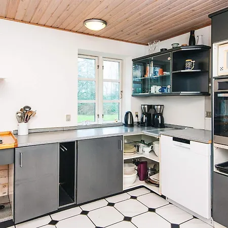 Holiday home Mollebaekvej *